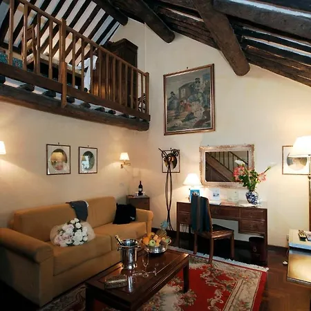 Hotel Torre Cambiaso 4*